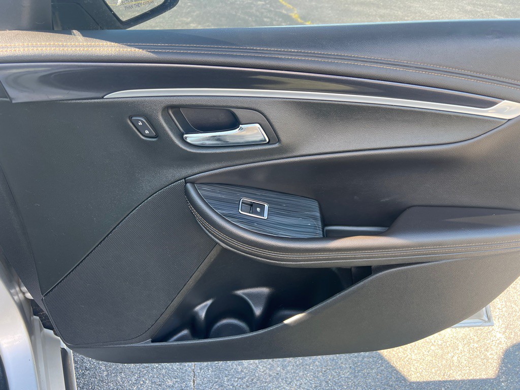 2017 Chevrolet Impala Image 10