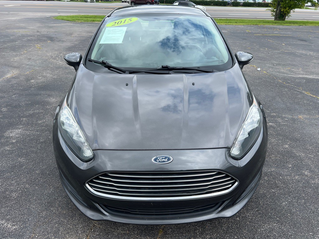 2015 Ford Fiesta Image 2