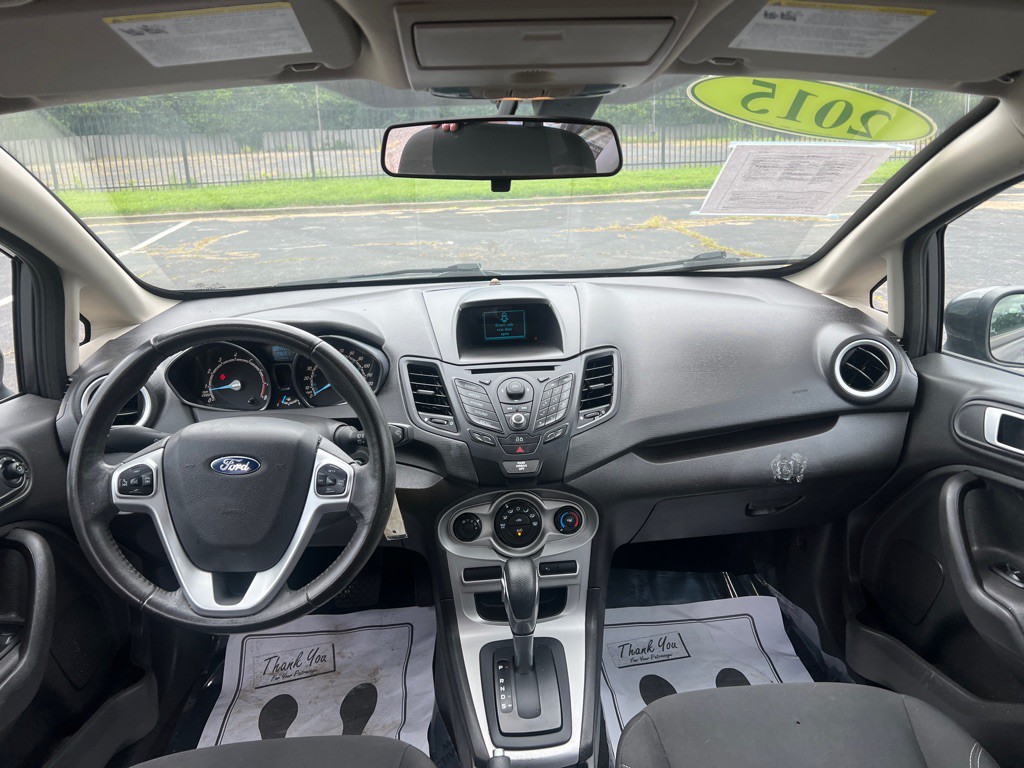 2015 Ford Fiesta Image 19