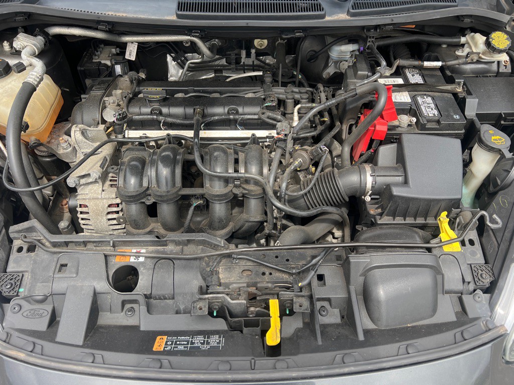 2015 Ford Fiesta Image 22