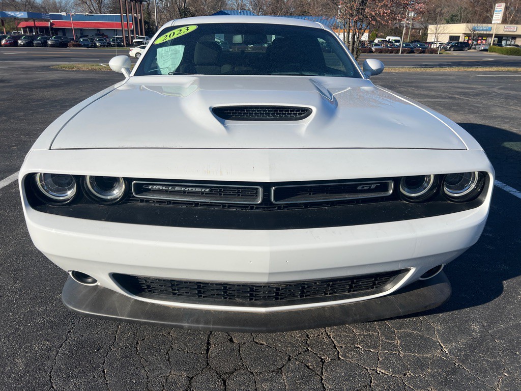 2023 Dodge Challenger Image 2