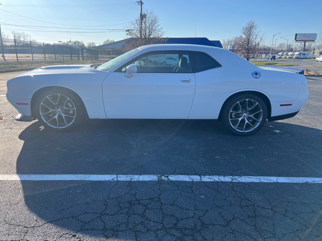 2023 Dodge Challenger Image 4