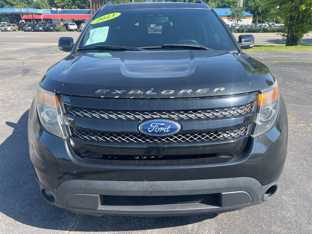 2013 Ford Explorer Image 2