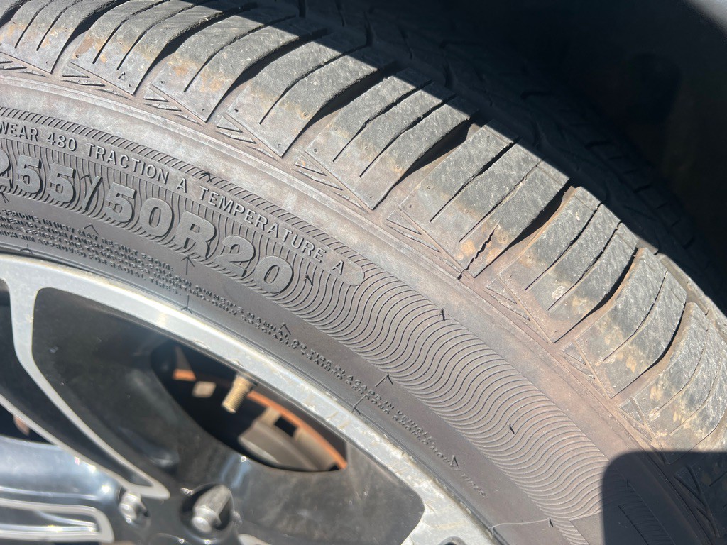 2013 Ford Explorer Image 25