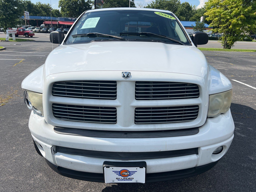2003 Dodge Ram 1500 Image 2