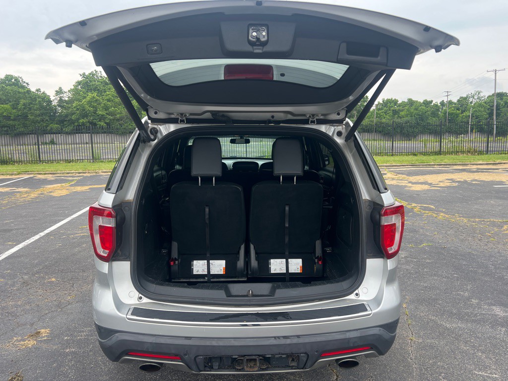 2018 Ford Explorer Image 13