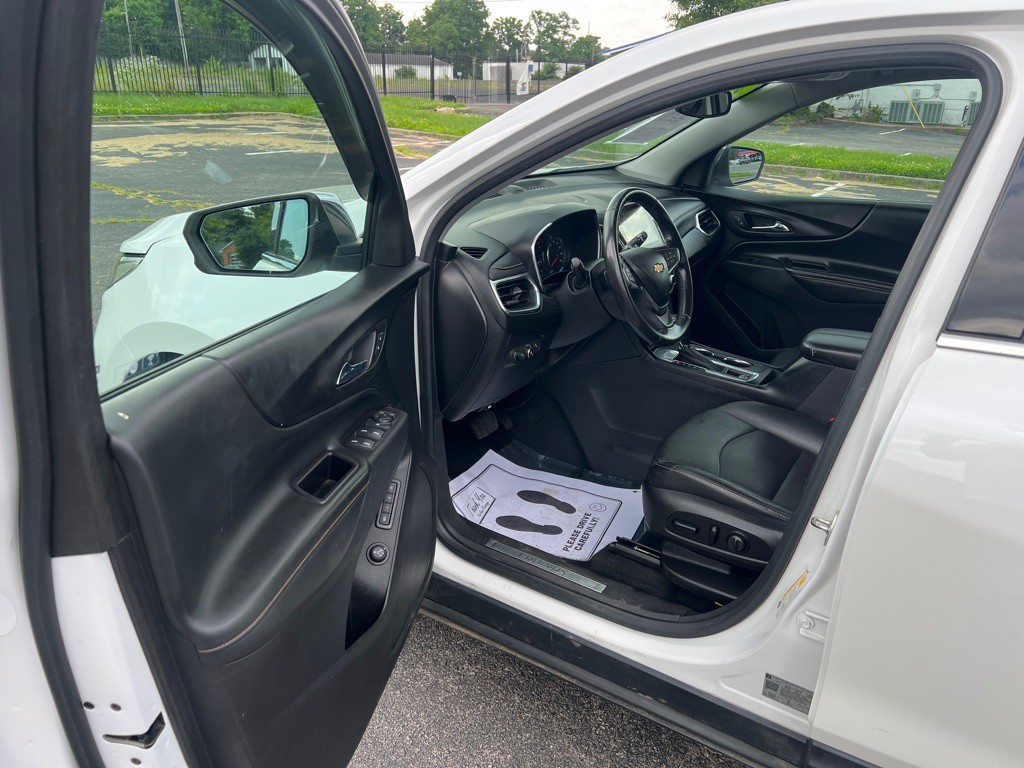 2018 Chevrolet Equinox Image 17
