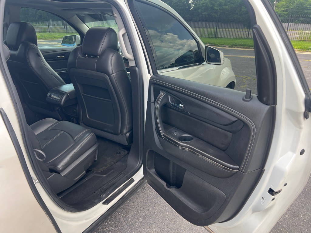 2015 GMC Acadia Image 11