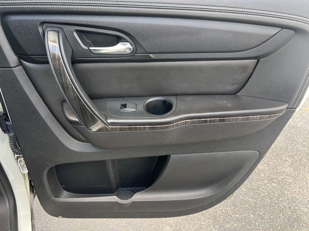 2015 GMC Acadia Image 12