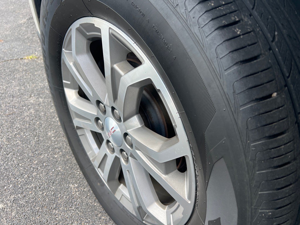 2015 GMC Acadia Image 26