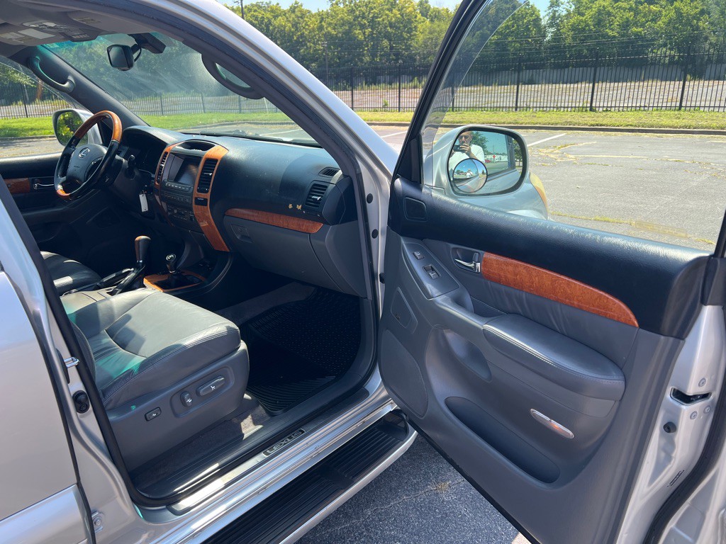2007 Lexus GX Image 9