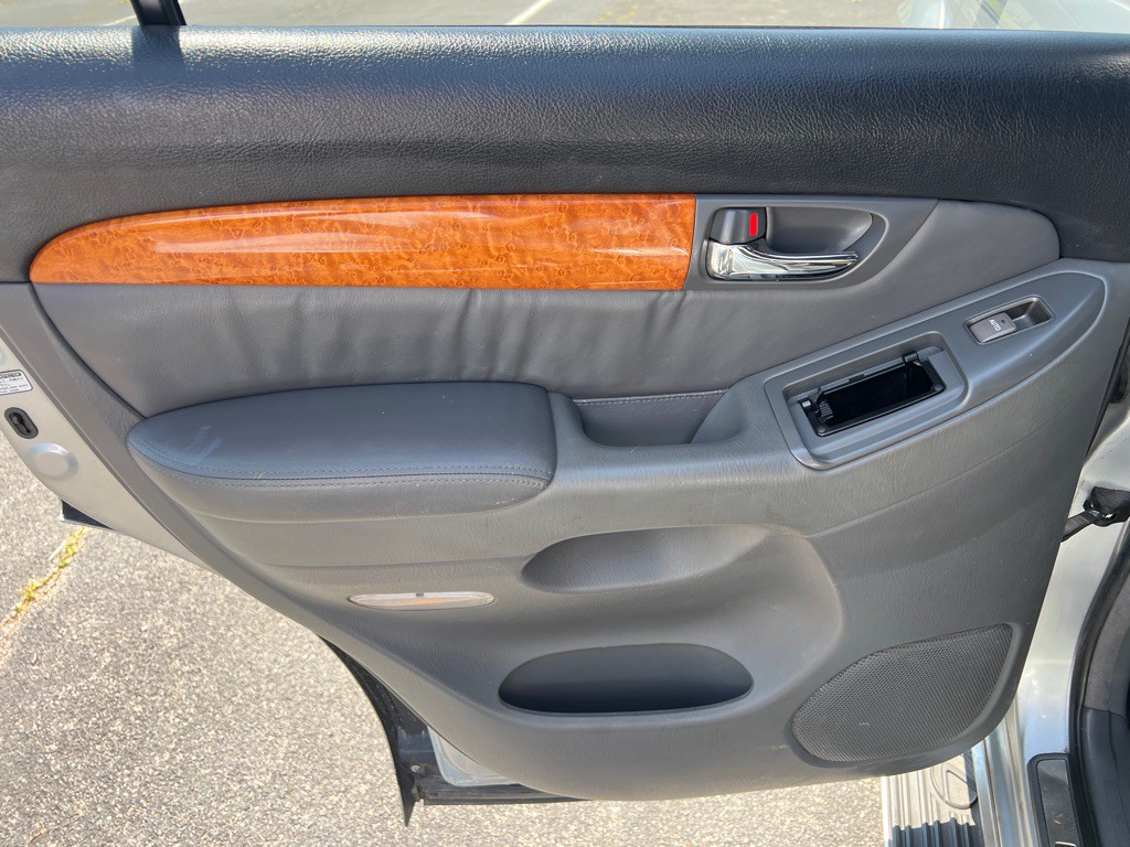 2007 Lexus GX Image 16