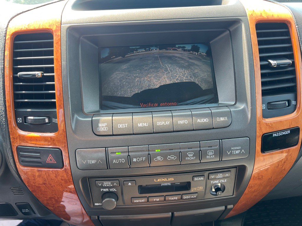 2007 Lexus GX Image 23