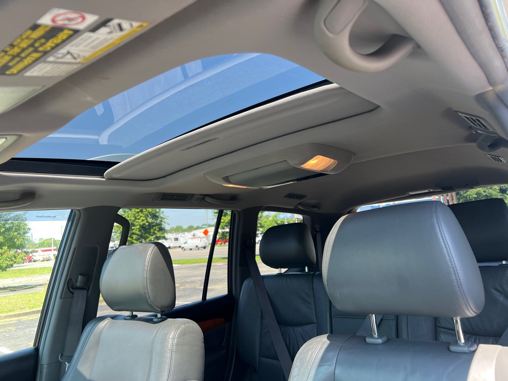 2007 Lexus GX Image 24