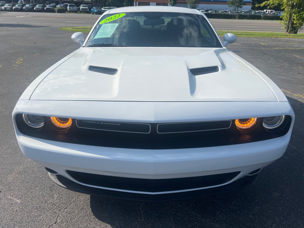 2022 Dodge Challenger Image 2