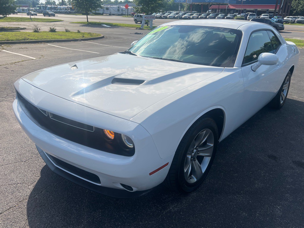 2022 Dodge Challenger Image 3