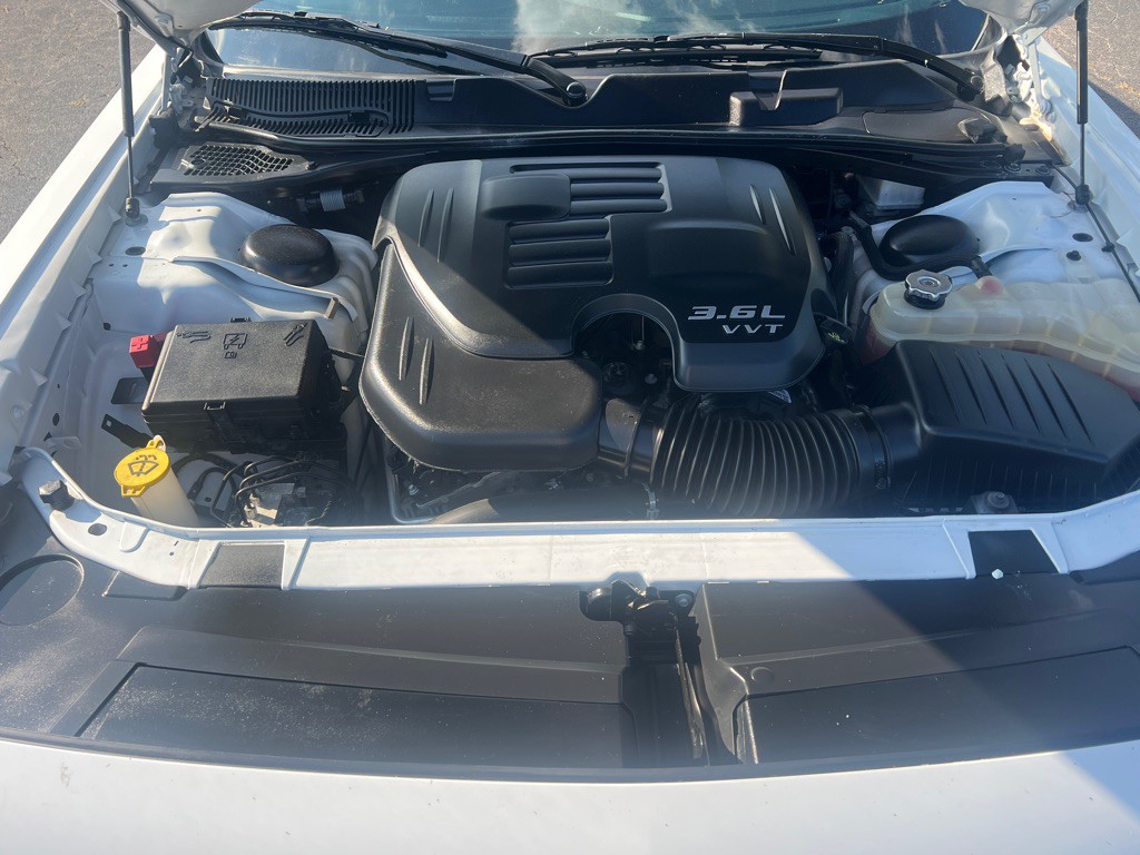 2022 Dodge Challenger Image 18