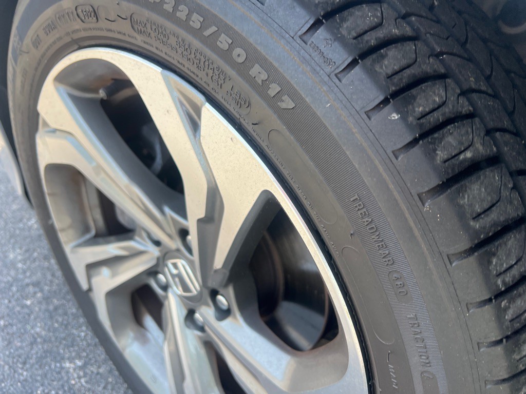 2018 Honda Accord Image 25
