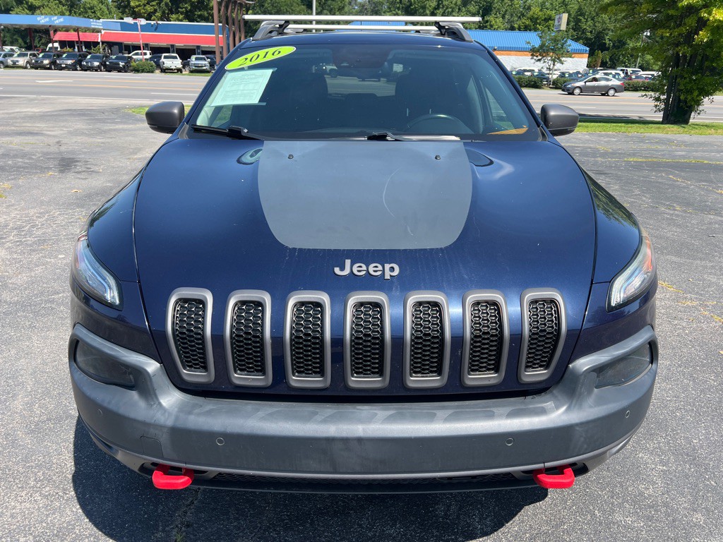 2016 Jeep Cherokee Image 2