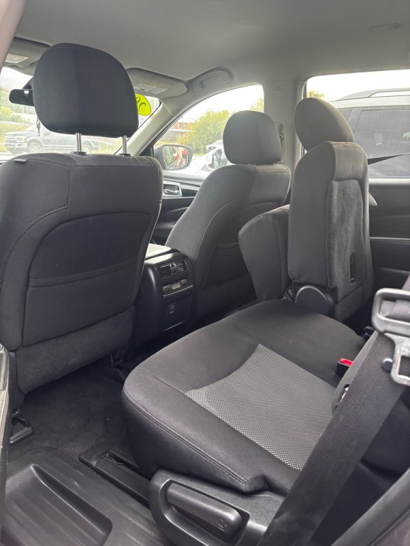 2018 Nissan Pathfinder Image 3