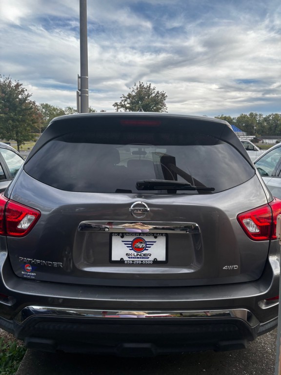 2018 Nissan Pathfinder Image 5