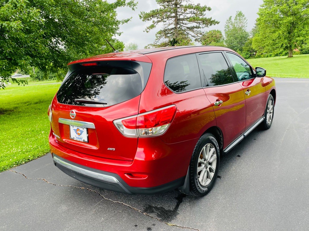 2014 Nissan Pathfinder Image 28