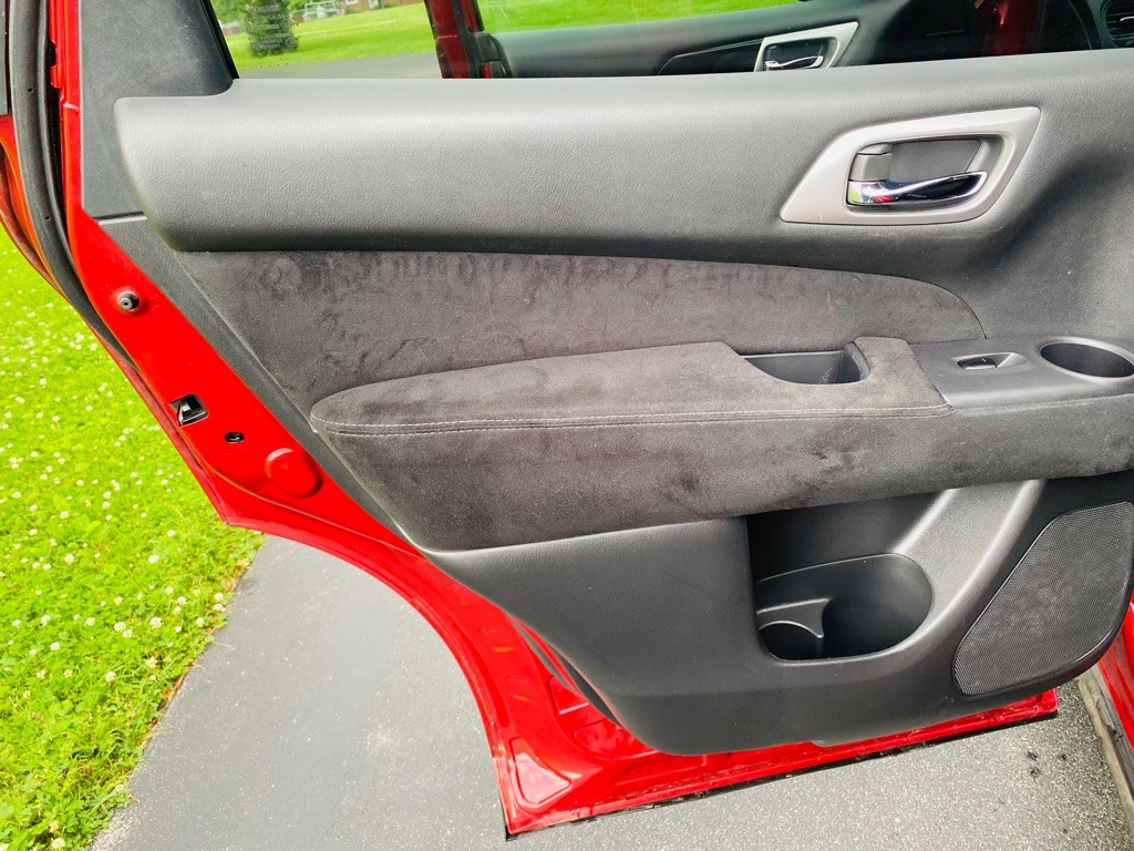2014 Nissan Pathfinder Image 35