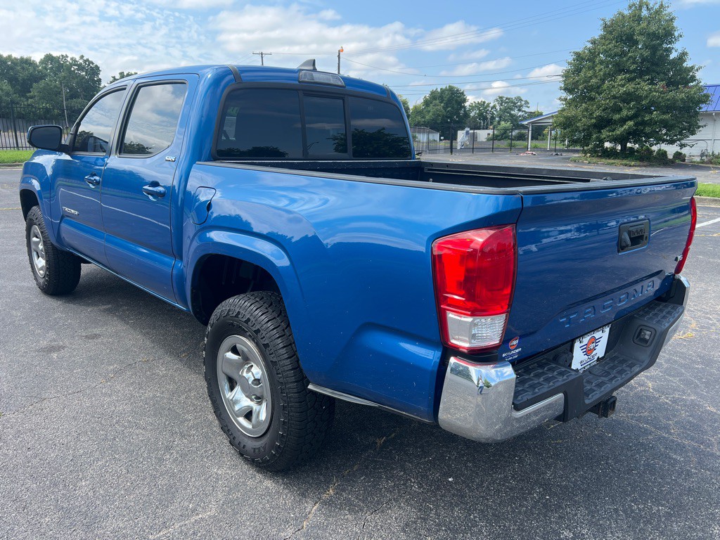2016 Toyota Tacoma Image 5