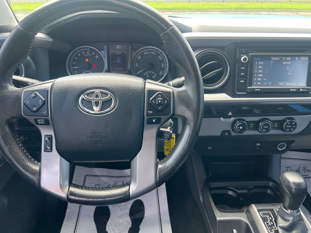 2016 Toyota Tacoma Image 19