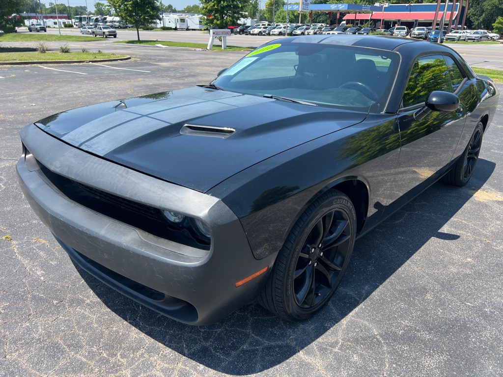 2016 Dodge Challenger Image 3