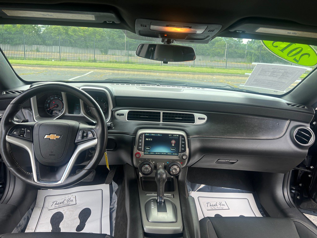 2015 Chevrolet Camaro Image 14