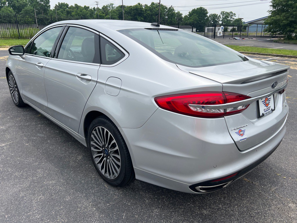 2018 Ford Fusion Image 5