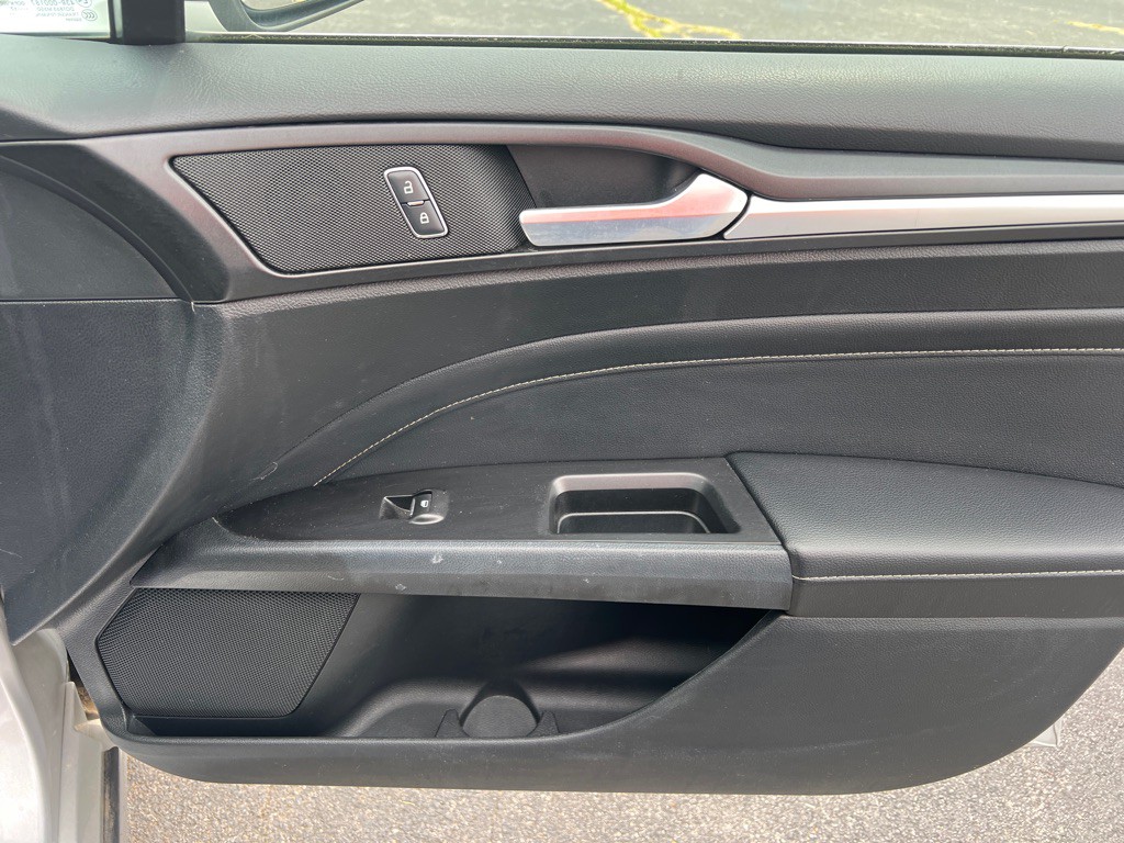 2018 Ford Fusion Image 10