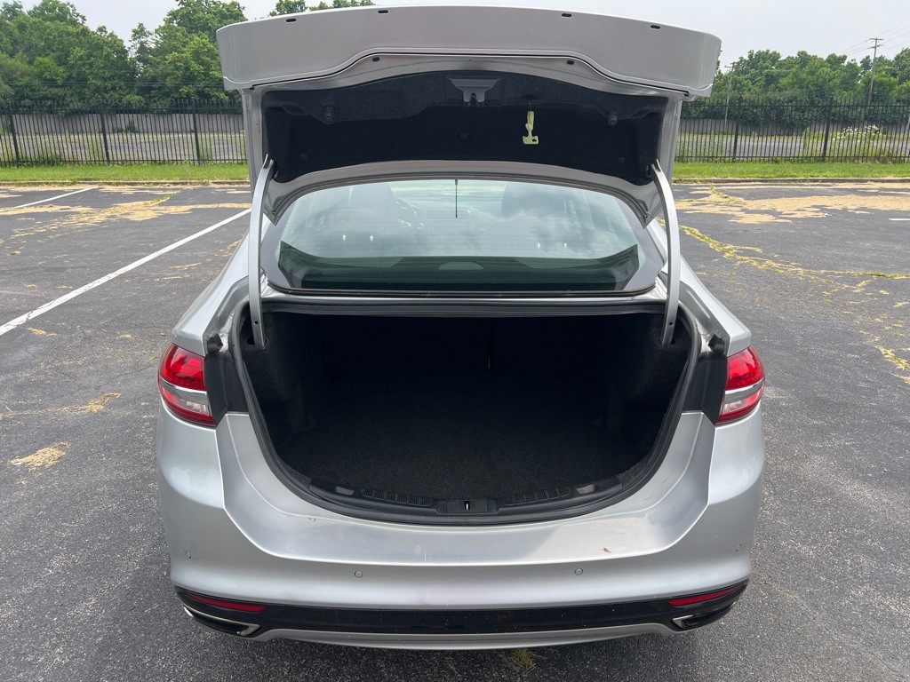 2018 Ford Fusion Image 13