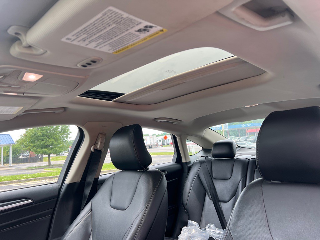 2018 Ford Fusion Image 23