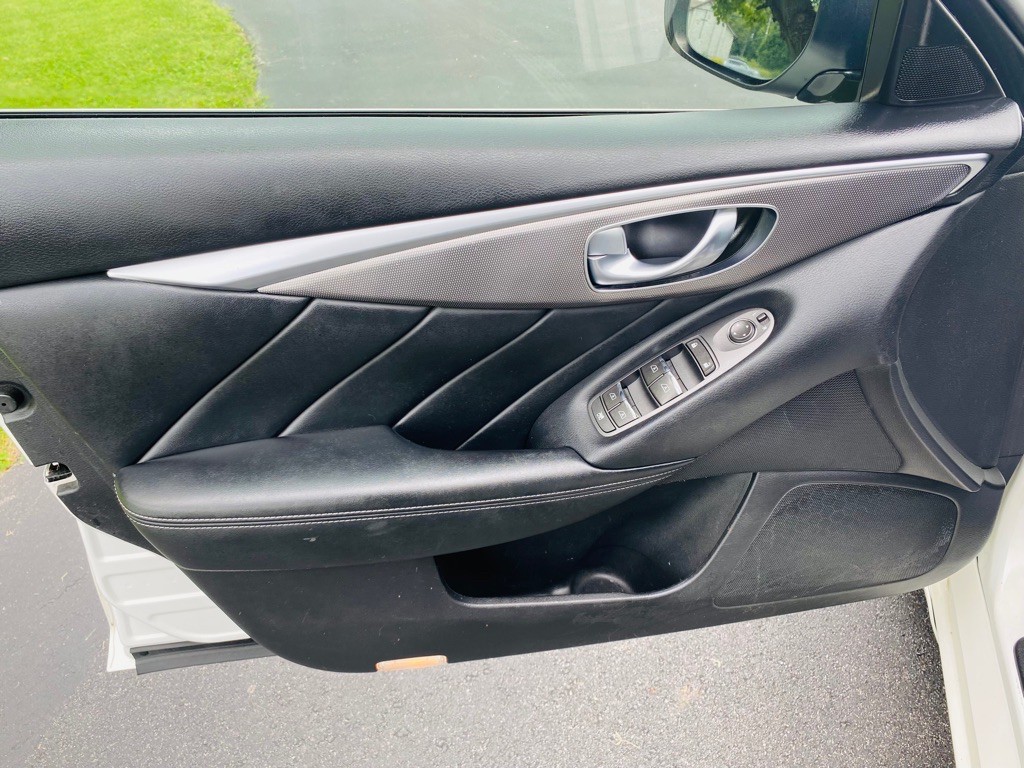 2014 INFINITI Q50 Image 14