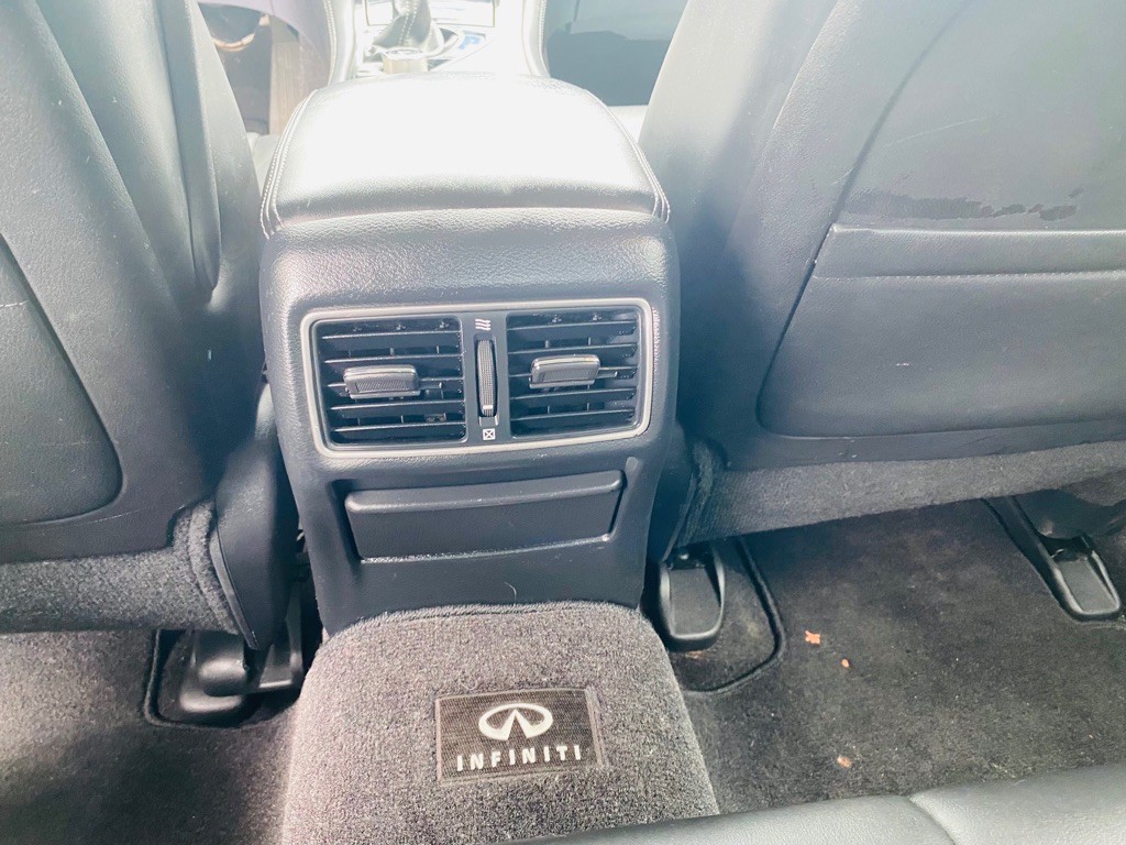 2014 INFINITI Q50 Image 16