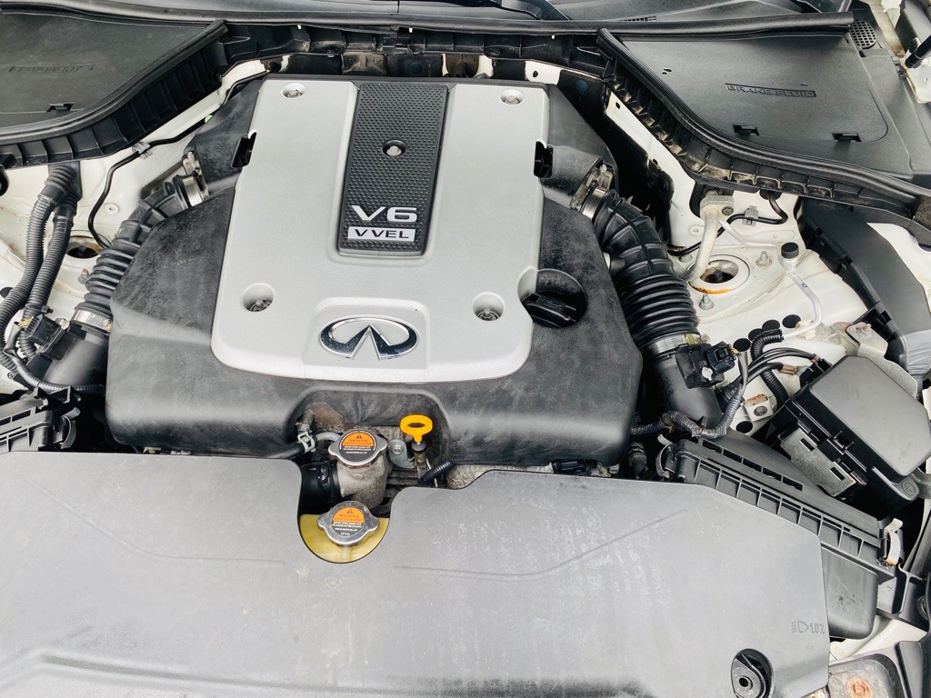 2014 INFINITI Q50 Image 25