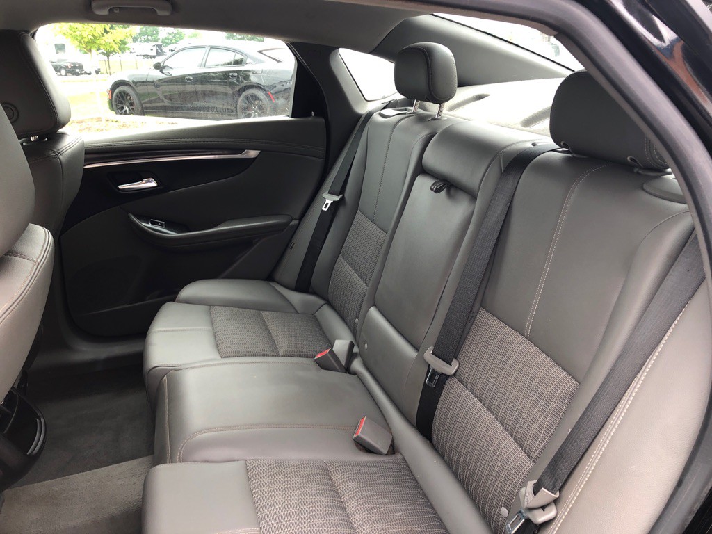 2017 Chevrolet Impala Image 14