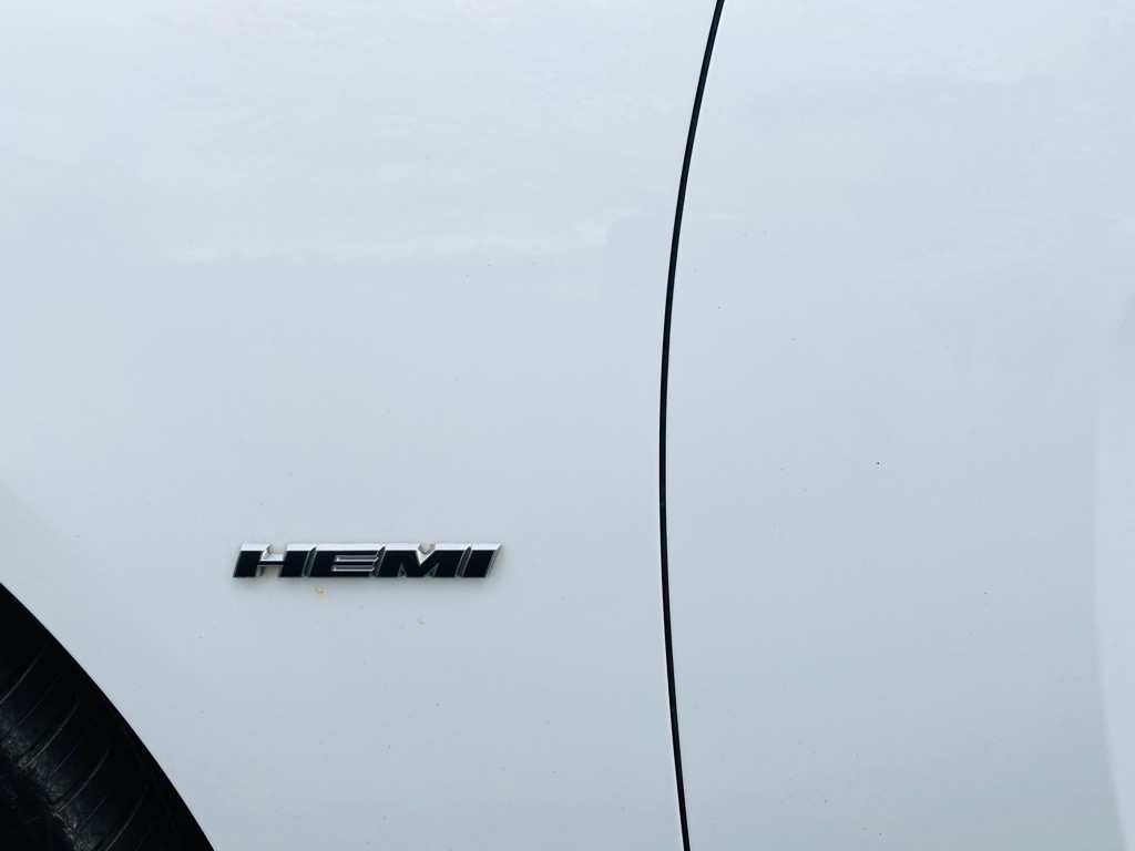 2011 Dodge Charger Image 8