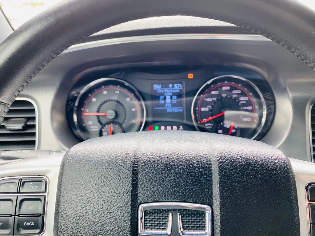 2011 Dodge Charger Image 21