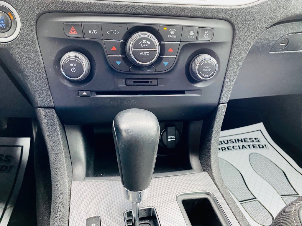 2011 Dodge Charger Image 23