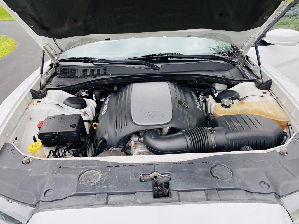 2011 Dodge Charger Image 25