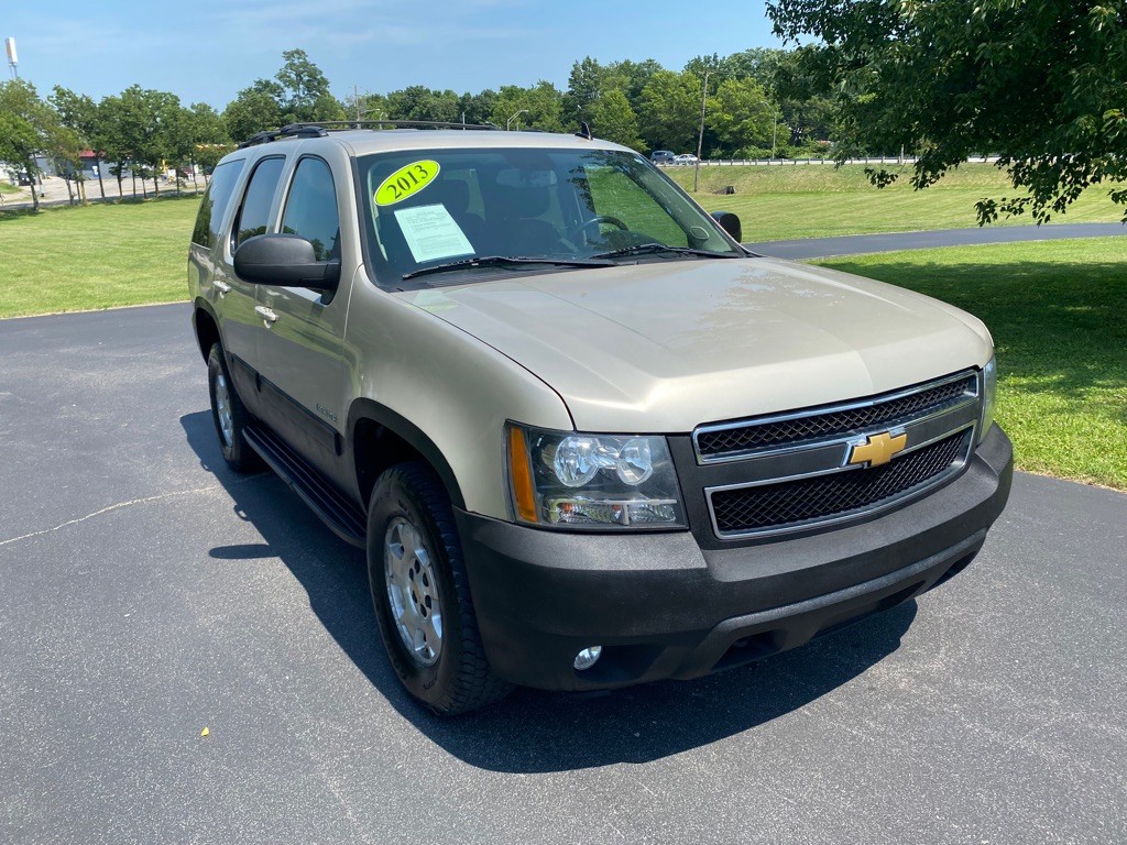 2013 Chevrolet Tahoe Image 1