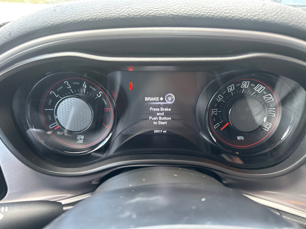 2022 Dodge Challenger Image 10