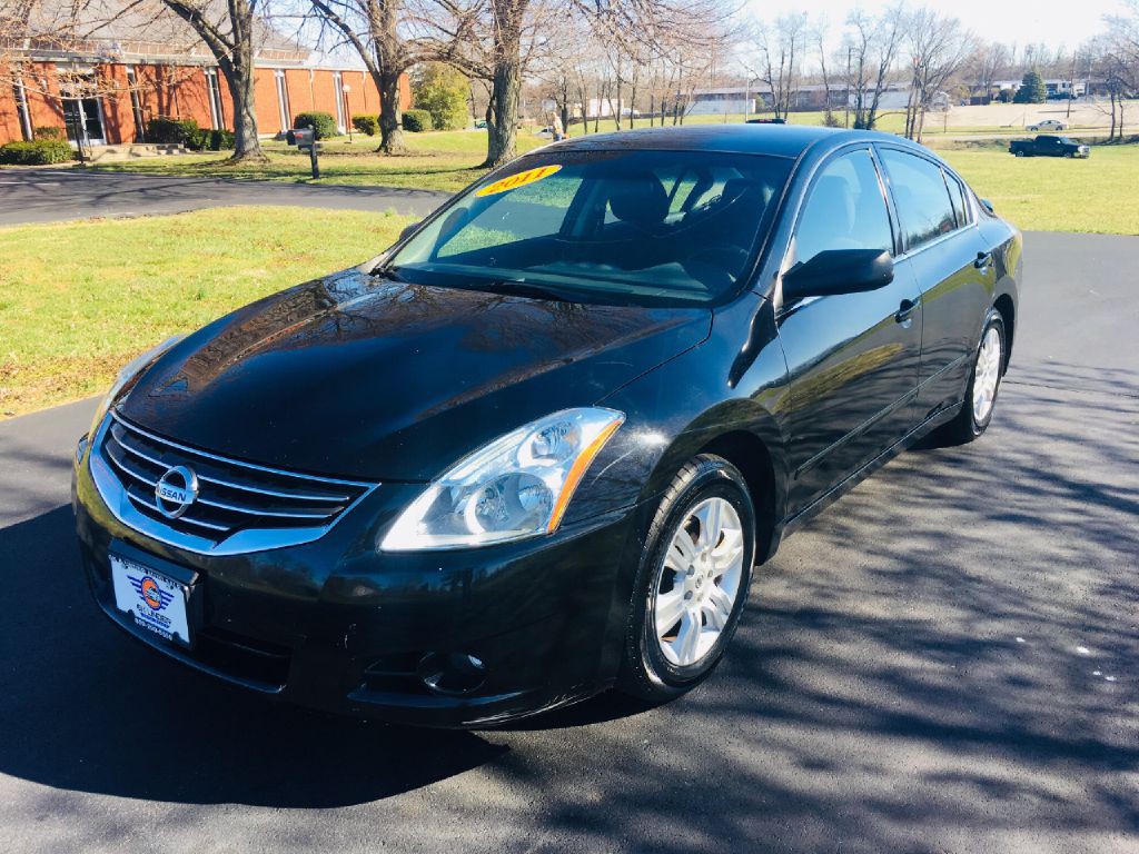 2011 Nissan Altima Image 3