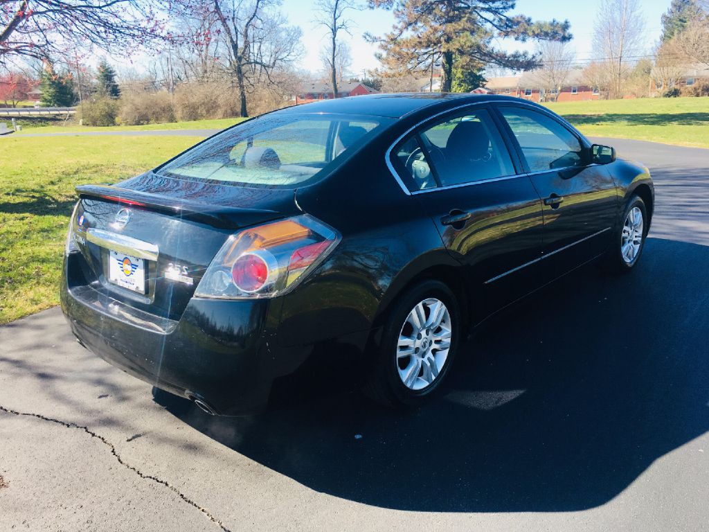 2011 Nissan Altima Image 6
