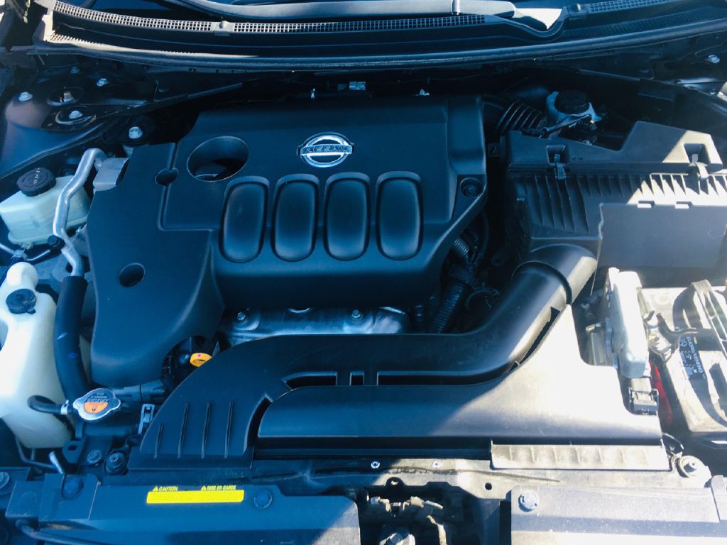 2011 Nissan Altima Image 27