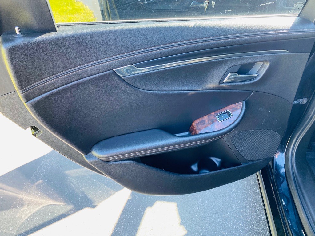 2014 Chevrolet Impala Image 12