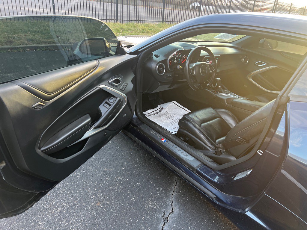 2016 Chevrolet Camaro Image 12